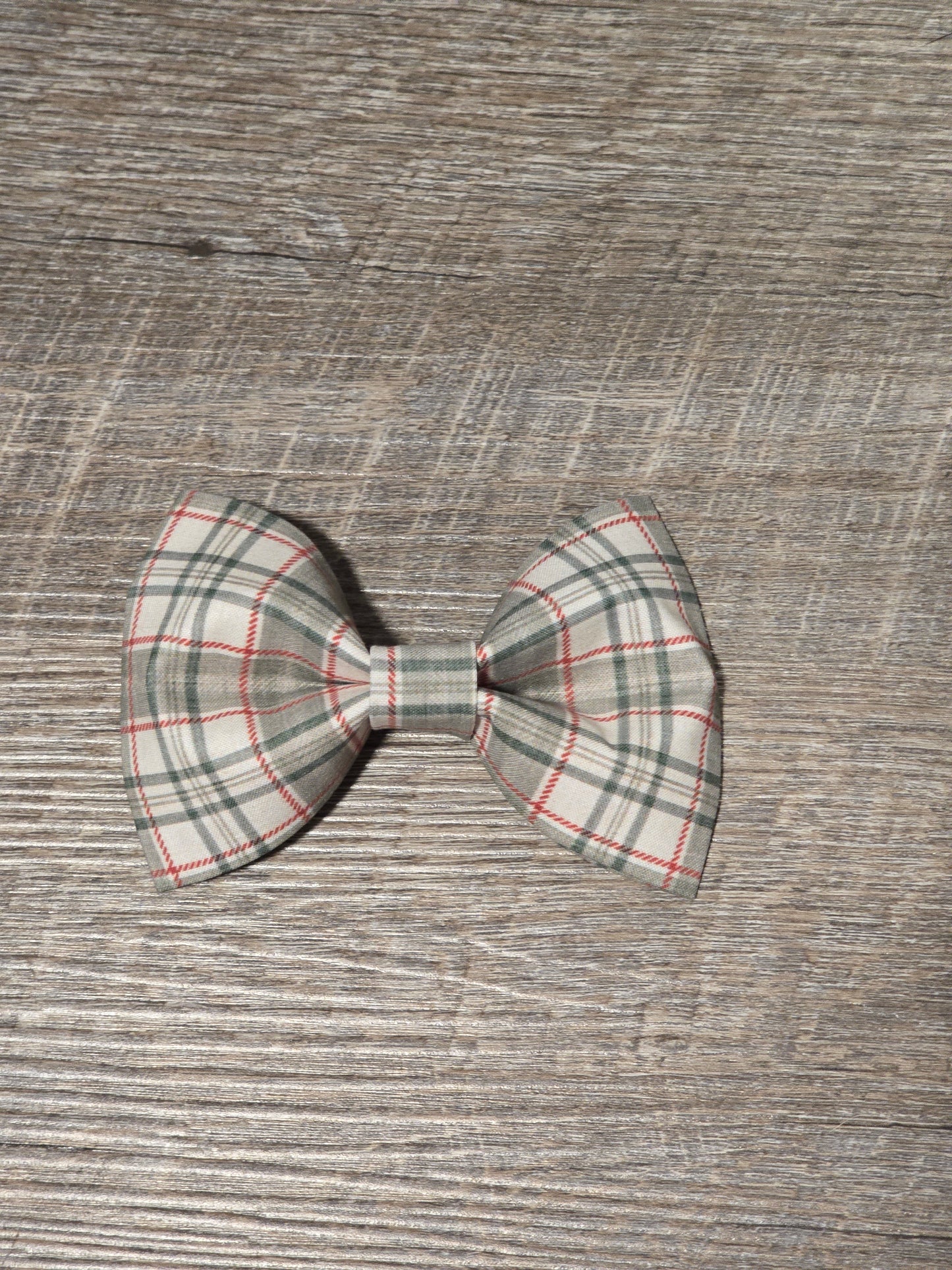 Green Christmas Plaid - Bow Tie