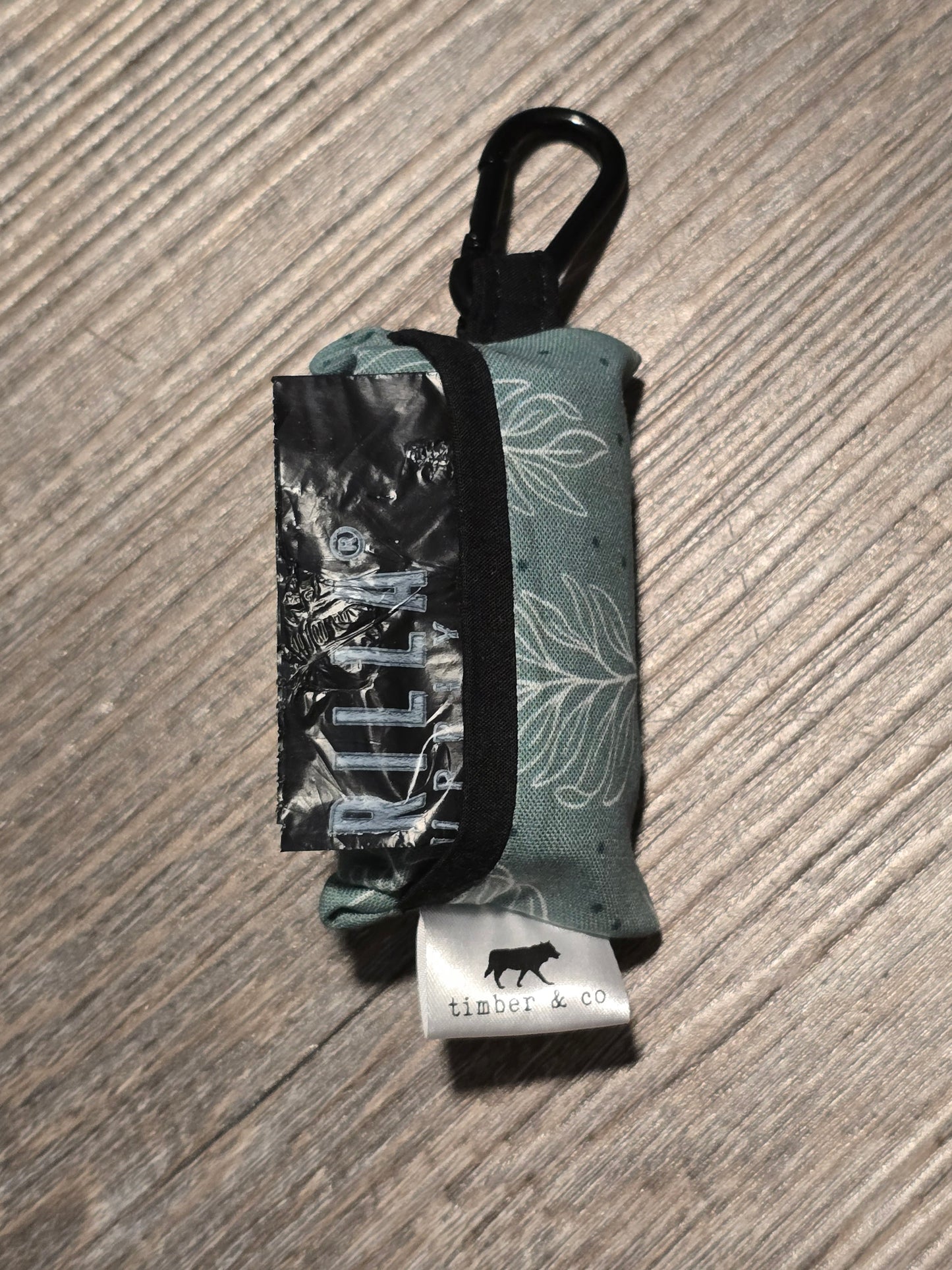 Leaf Poop Bag Holder