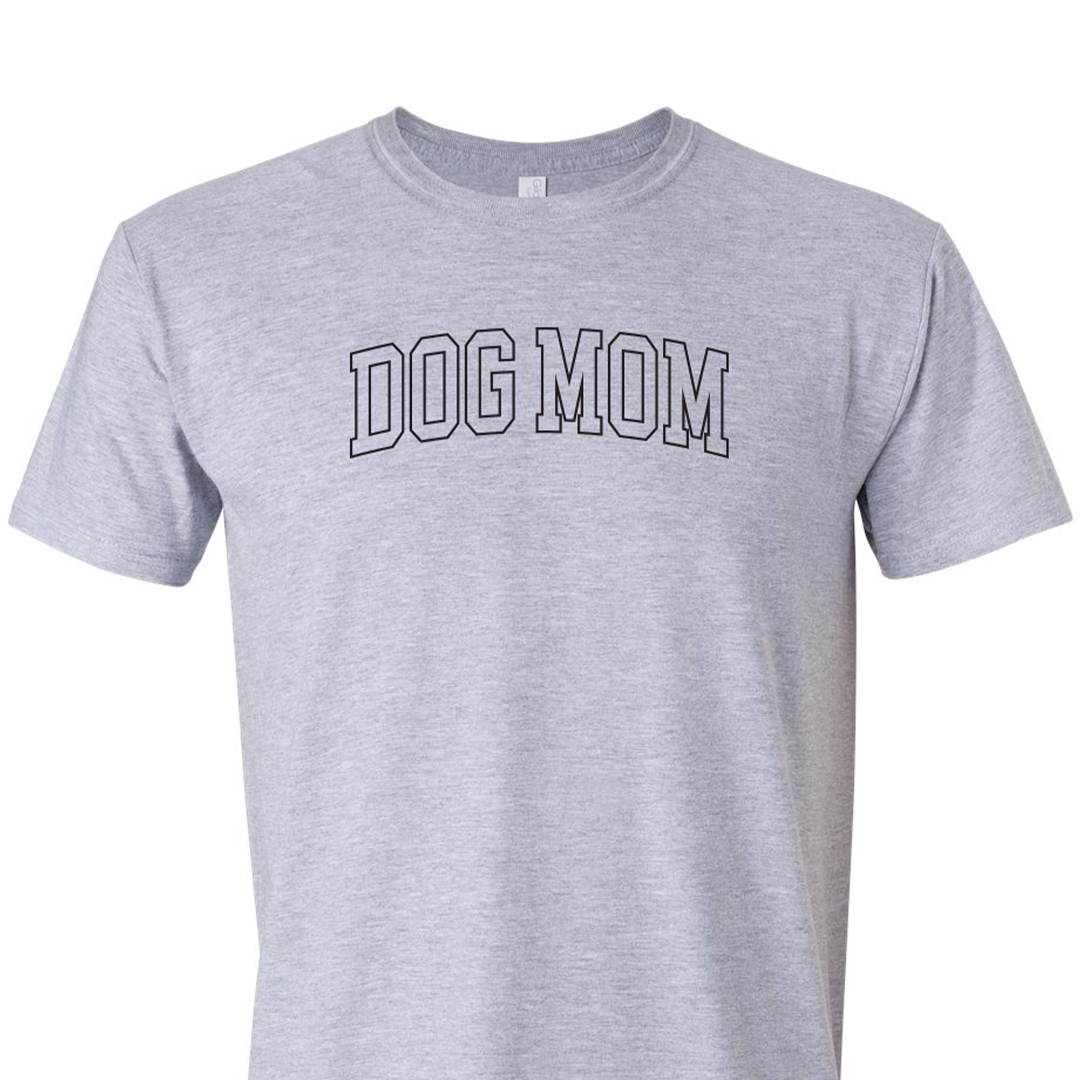 Dog Mom - Short Sleeve Tshirt