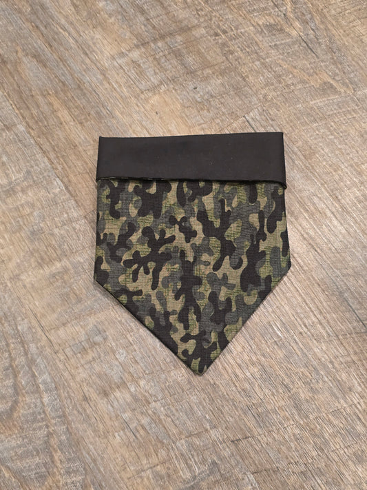 Camo - Over the Collar Doggie Bandana